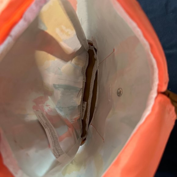 Lightweight Blotchy Beach Backpack - Picture 3 of 3